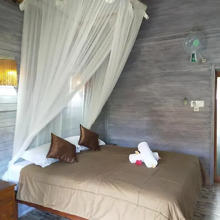 Krisna Home Stay Nusa Lembongan Exterior photo