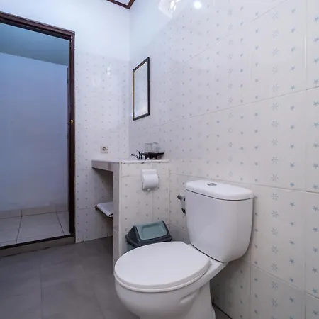 Krisna Home Stay Nusa Lembongan Exterior photo