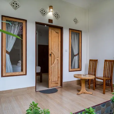 Krisna Home Stay Nusa Lembongan Exterior photo